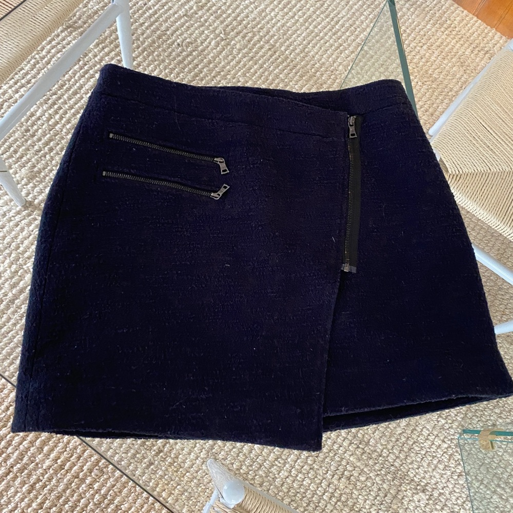 BCBG knit wool skirt
